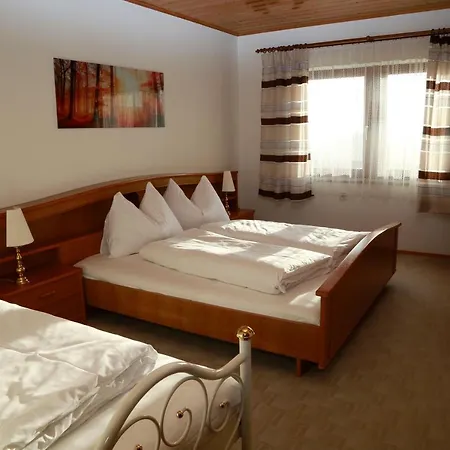 בית נופש Zur Oma Margret פלאכאו